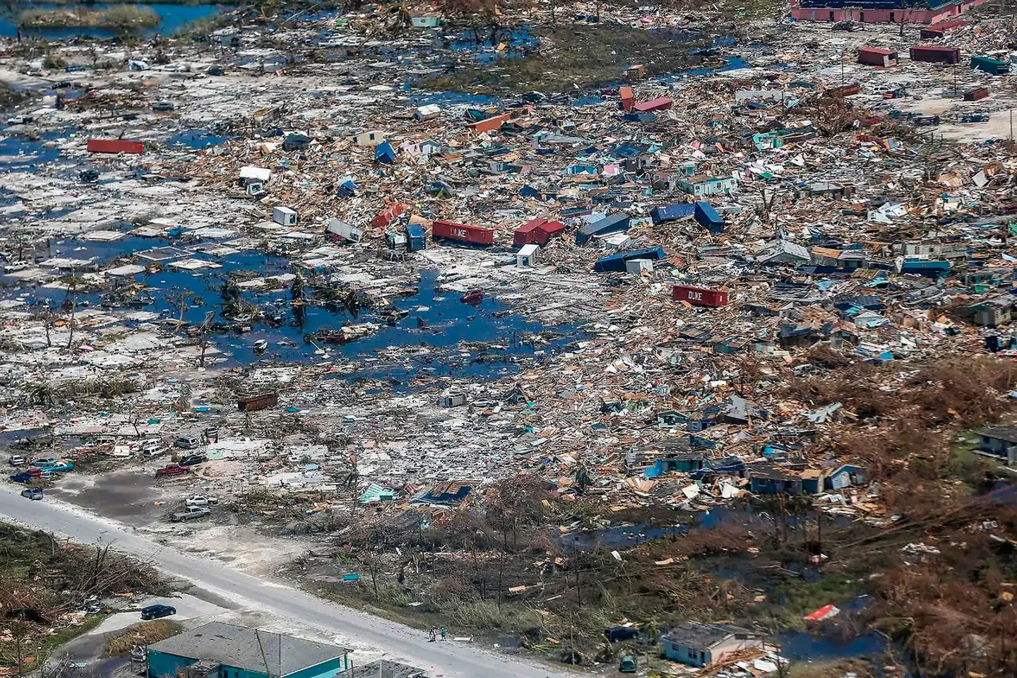 Områder på øen Great Abaco på Bahamas er nærmest jævnet med jorden. (Photo by Adam DelGiudice / AFP)