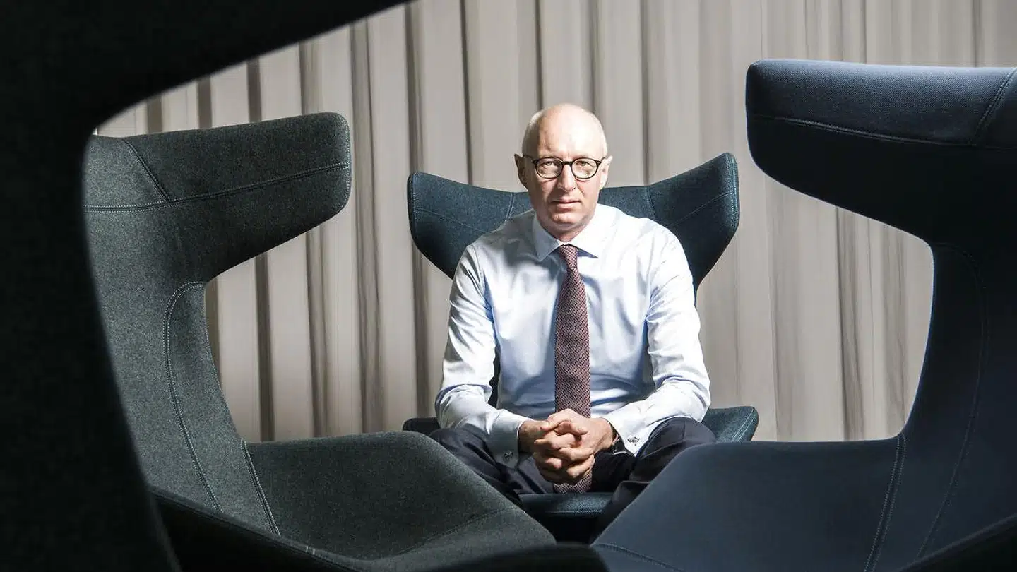 Midt i et større amerikansk stormvejr med kritik af selskabets priser på insulin vil Novo Nordisk med topchef Lars Fruergaard Jørgensen i spidsen sende en kopi af sin supersællert Novolog på ind på det amerikanske marked og sælge den nye kopiversion til halv pris sammenlignet med originalen.