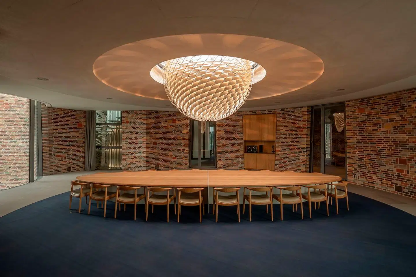 Fjordenhus er den første bygning tegnet af den dansk-islandske kunster Olafur Eliasson. Han har tidligere gjort sig bemærket med de kunstige vandfald »The New York City Waterfalls« og regnbuen på toppen af ARos »Your rainbow panorama«.