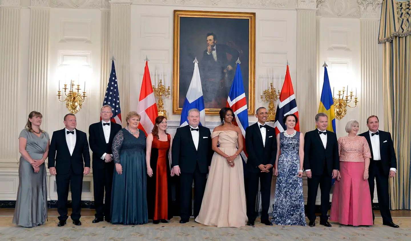 Nordiske statsministre til møde med USAs præsident Barak Obama i Det hvide Hus i 2016. Yderst til venstre det danske statsministerpar, Solrun og Lars Løkke Rasmussen.