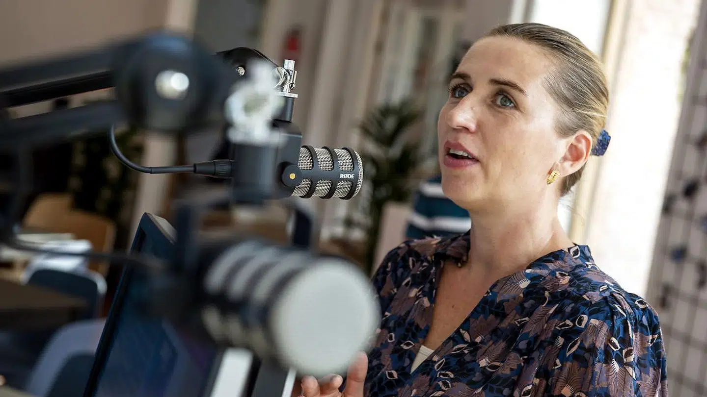 Socialdemokratiet har en række forslag til nye skatter og afgifter. De vil samlet set give en et provenu på fem mia. kr., viser en sammentælling, tænketanken Kraka har lavet. Hvor mange af forslagene, statsminister Mette Frederiksen (S) kan få igennem Foliketinget, er usikkert.