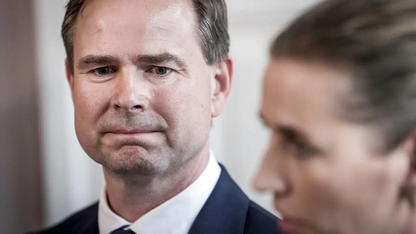 Hvis regeringen vil lempe finanspolitikken, skal det ikke ske ved at øge i forvejen kolossalt høje offentlige udgifter. Her holder statsminister Mette Frederiksen og finansminister Nicolai Wammen pressemøde efter regeringsseminar på Marienborg i Kongens Lyngby, torsdag 15. august 2019.