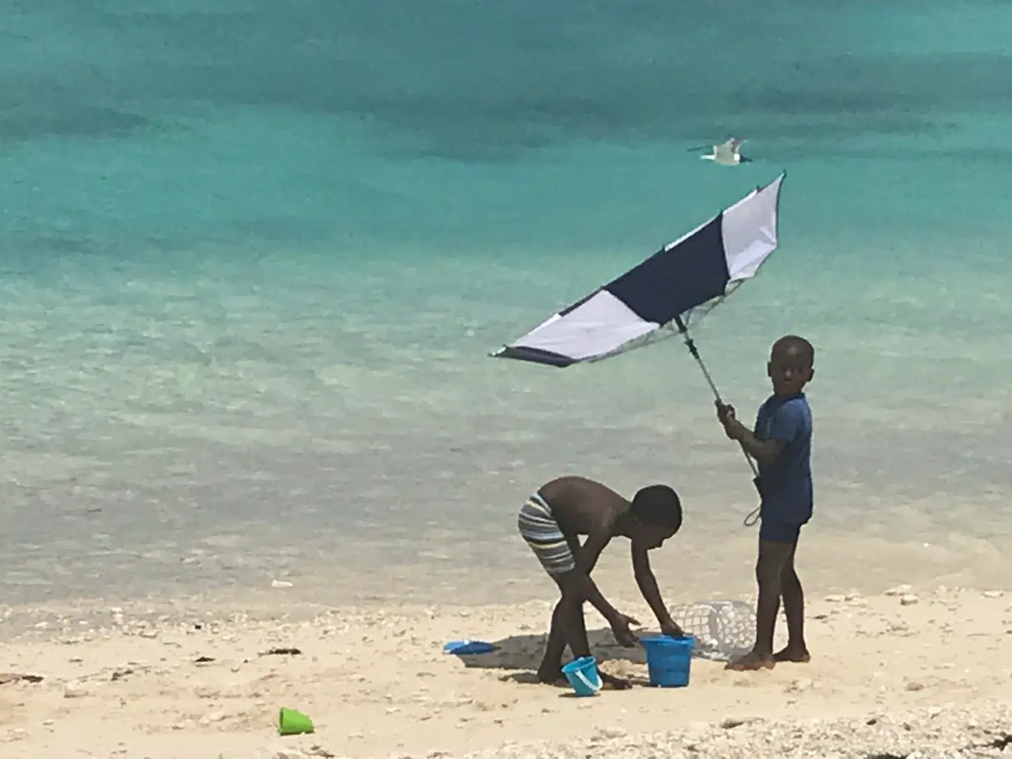 Strandstemning i Nassau.