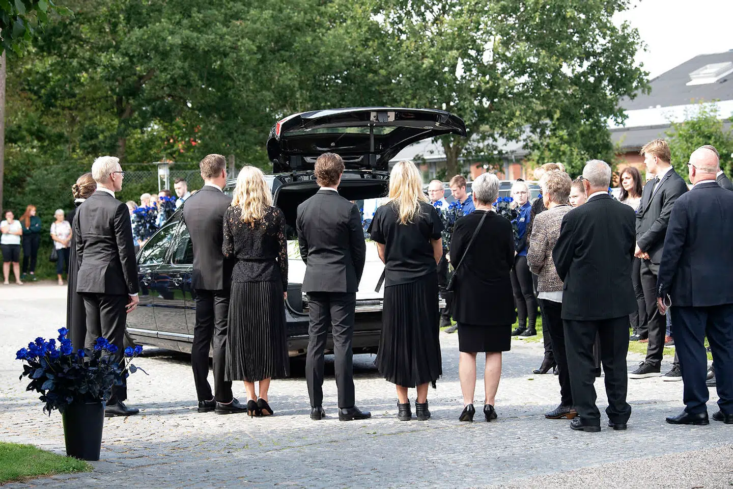 Stifteren af Jysk Lars Larsen bliver bisat fra Sejs - Svejbæk kirke i silkeborg torsdag den 22. august 2019. Lars Larsen blev 71 år.. (Foto: Bo Amstrup/Ritzau Scanpix)