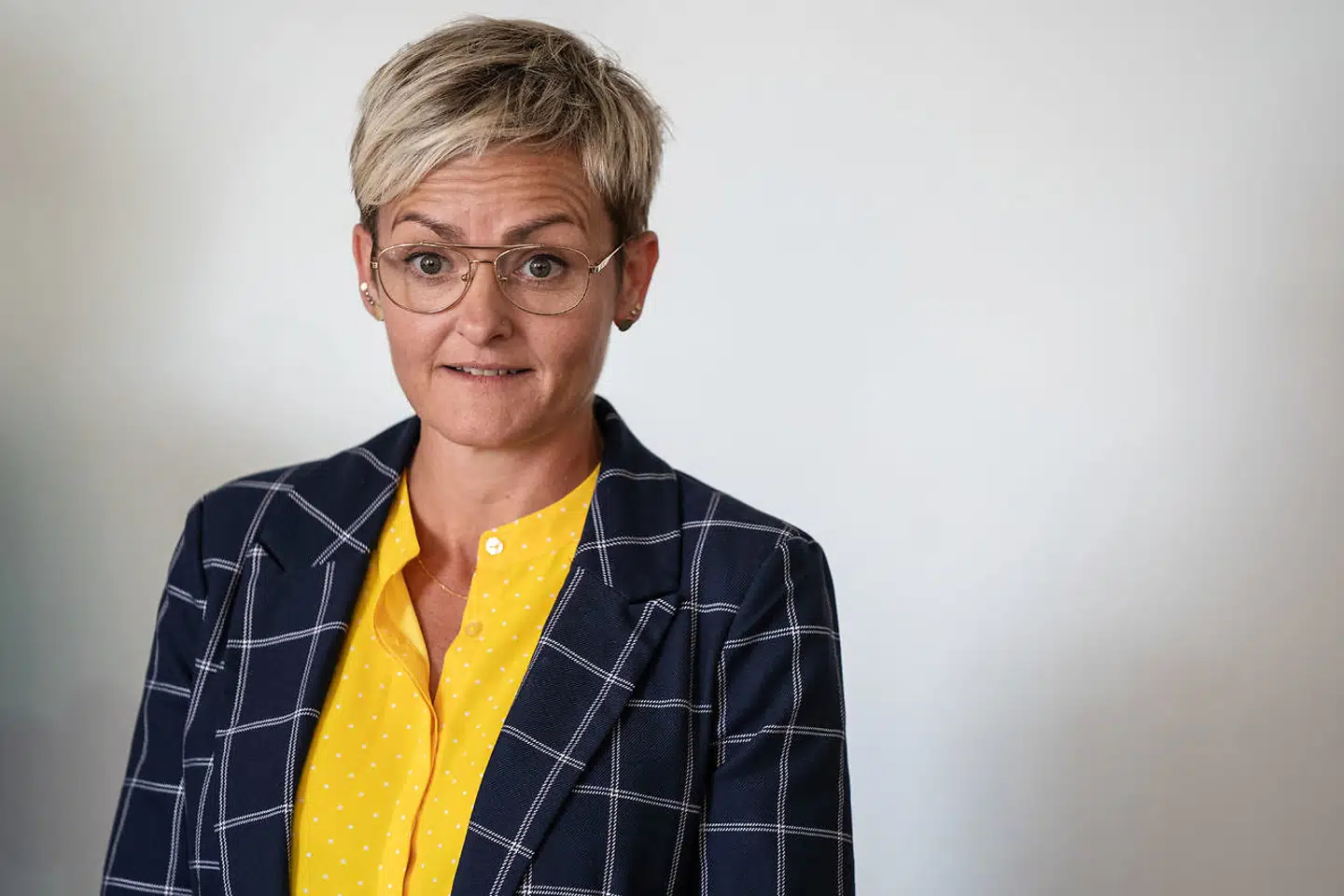 Børne- og undervisningsminister Pernille Rosenkrantz-Theil tager afstand fra »puttekulturen« i gymnasierne.