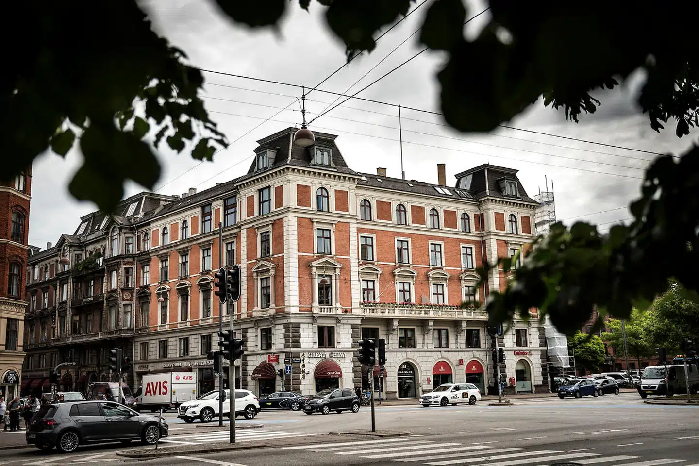 Holckenhus, H. C. Andersens Boulevard 33 , 1550 København V. Facaden set fra H. C. Andersens Boulevard. Arkivfoto.