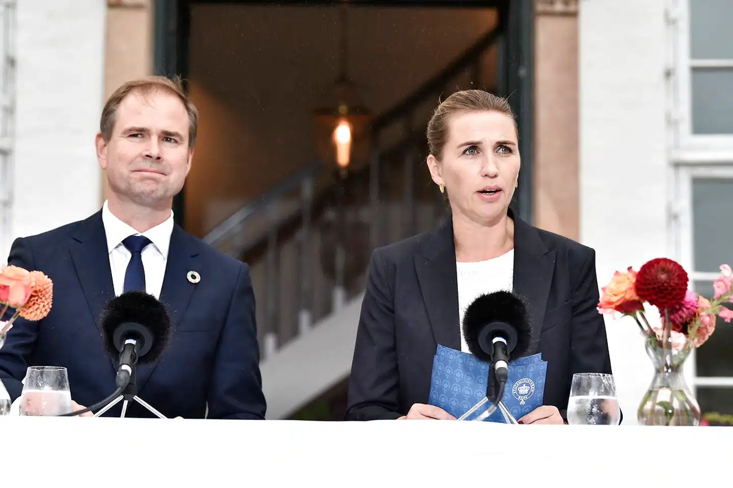 Statsminister Mette Frederiksen og finansminister Nicolai Wammen holder pressemøde efter regeringsseminar på Marienborg i Kongens Lyngby, torsdag den 15. august 2019. Regeringen vil styrke det danske politi, da det er alt for presset.