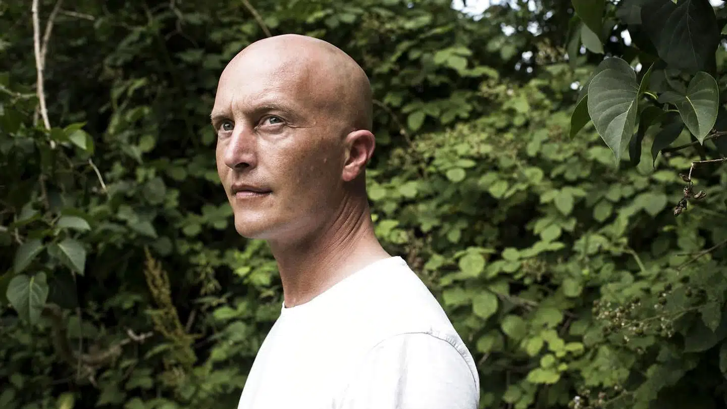 Krigsveteran og talsmand for Veteranalliancen, Claus Stenberg, bakker op om betjentenes kamp for bedre støtte, hvis de rammes af PTSD eller får andre alvorlige skader i tjenesten. Men du kan ikke bruge titlen veteran, medmindre du har været udsendt, siger han.