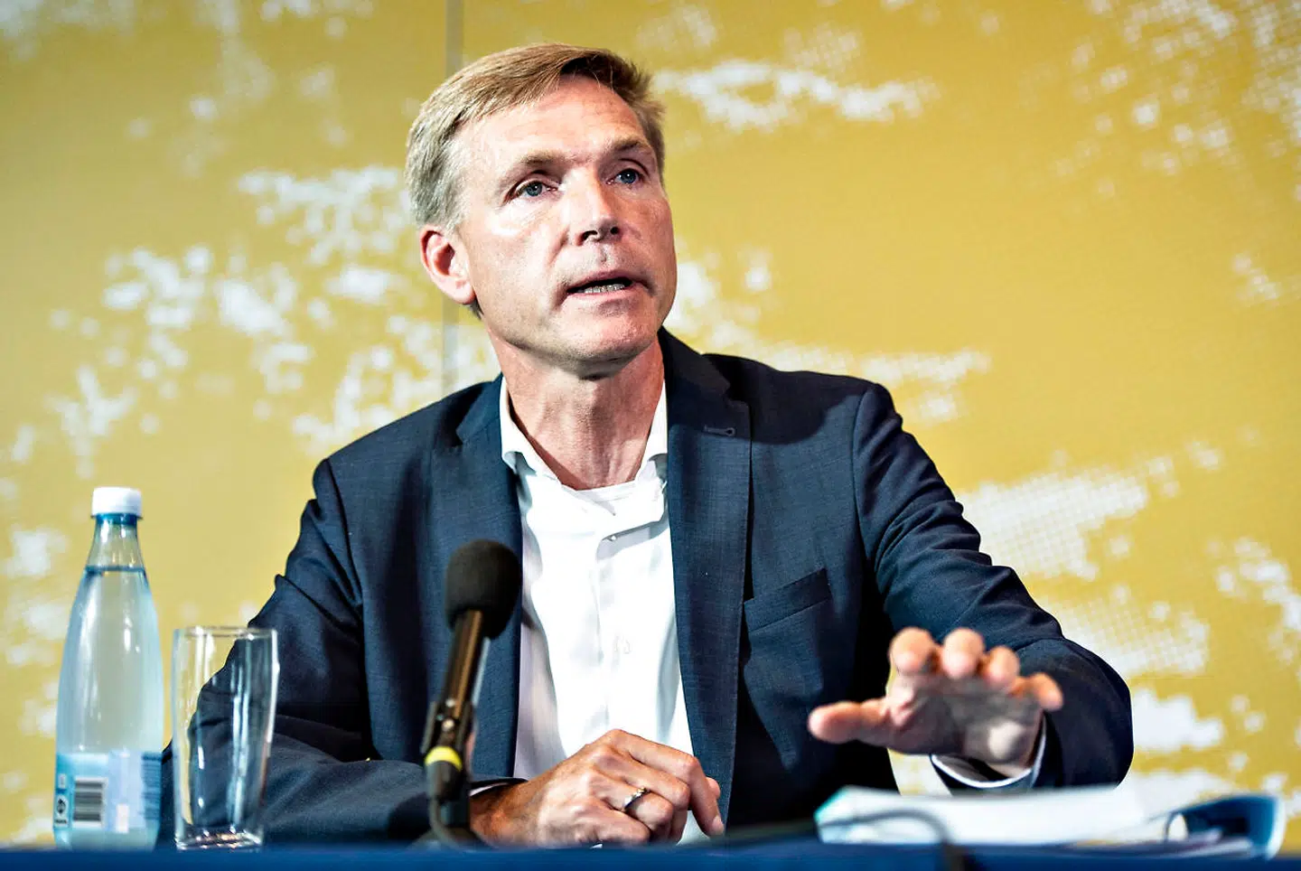 Partiformand Kristian Thulesen Dahl har lagt kursen hårdt om: Der skal ikke længere være tvivl om, at DF hører til i blå lejr.