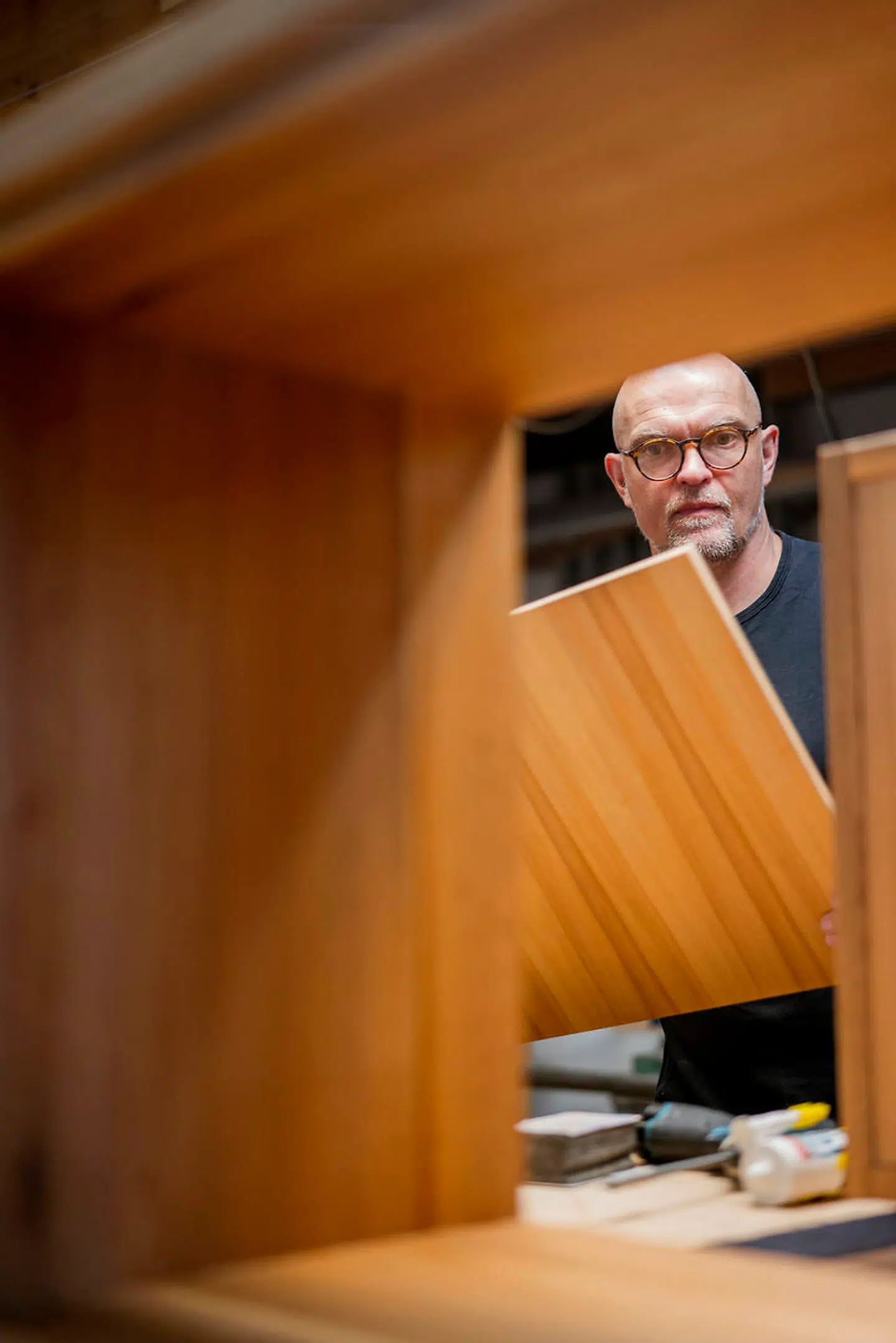 »Min far var håndværker af den gamle type. Hverken han eller min mor fattede nogensinde, hvad det var, jeg gik og lavede på universitetet. Men det her ville de kunne forstå,« siger Martin Arrild.