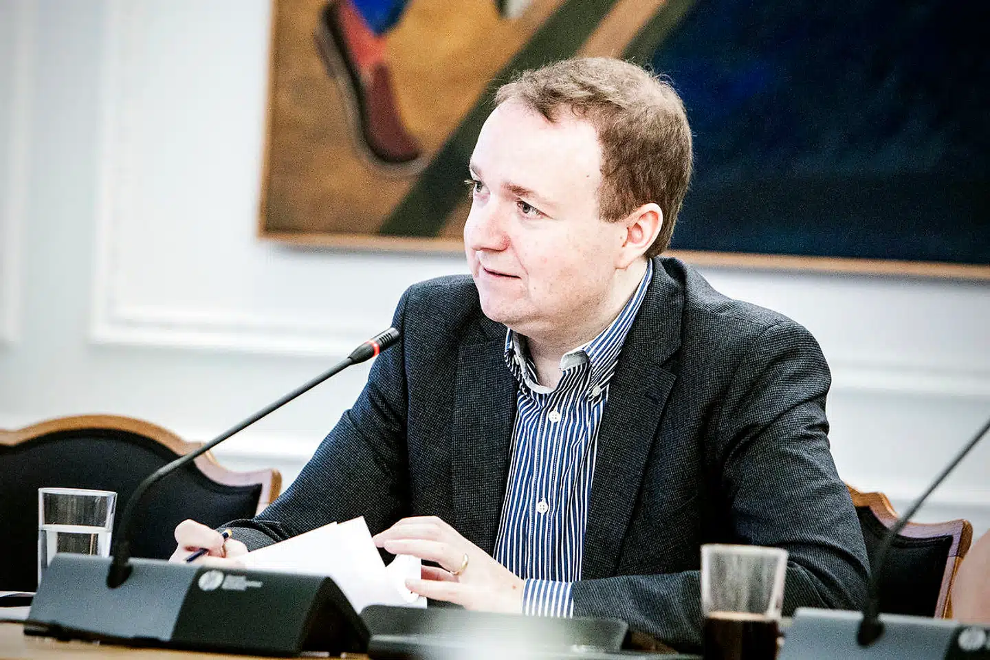 Både Venstre og Nye Borgerlige bakker nu DFs næstformand, Søren Espersen, op i hans kritik af en FN-resolution, som Danmark i sidste uge stemte for. Venstres udenrigsordfører, Michael Aastrup Jensen, mener nemlig, at resolutionen er ubalanceret og for kritisk over for Israel.