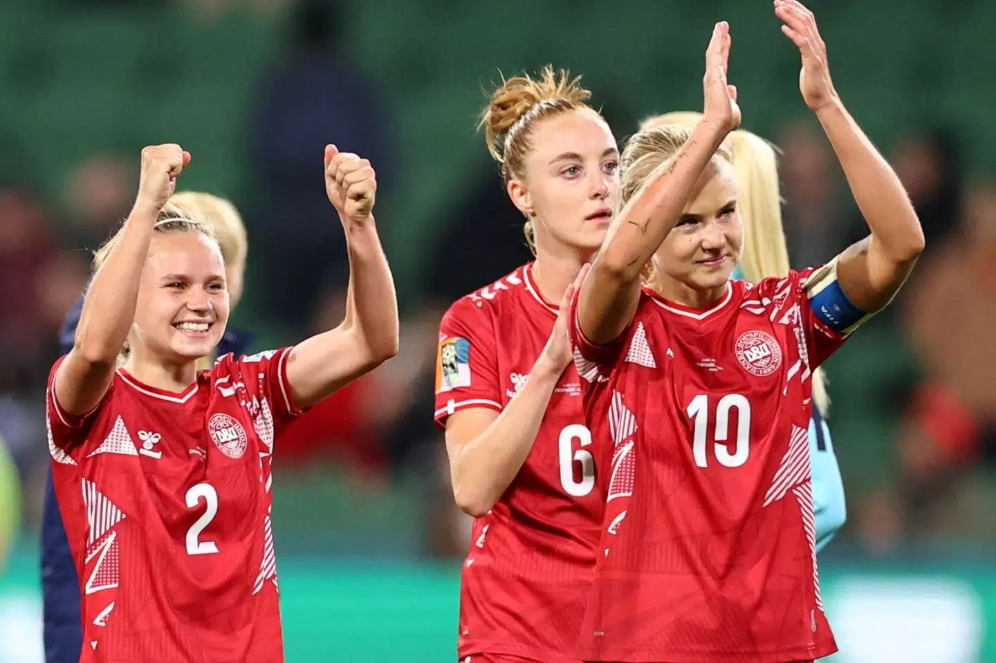 Josefine Hasbo, Karen Holmgaard og Pernille Harder er på grund af deres VM-udtagelse sikret en større personlig indkomst fra Fifa, end de er fra DBU. Luisa Gonzalez/Reuters
