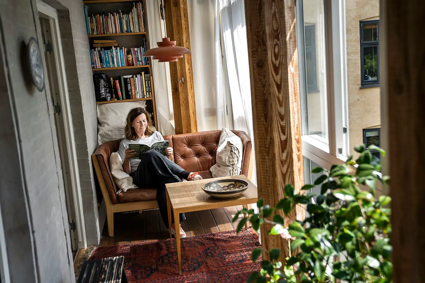 Karen-Inger Thorsen undlader at købe for meget unødvendigt nyt, og så flyver hun mindre. Det er nogle af de ændringer, hun har valgt at arbejde ind i sin hverdag for at gøre sit for at passe på klimaet.