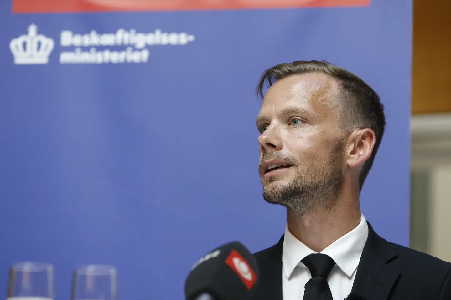 - Vi skal selvfølgelig udvise nultolerance over for typer som Dovne Robert. Men der er folk, som bliver pisket meget hård, som simpelthen ikke kan arbejde, siger beskæftigelsesminister Peter Hummelgaard (S). (Arkivfoto). Claus Bjørn Larsen/Ritzau Scanpix