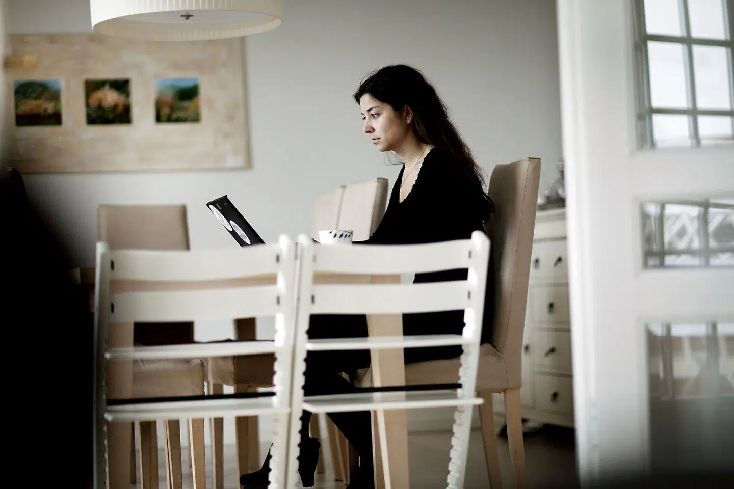 (Arkivfoto) Som 33-årig divisionschef og mor til tvillinger i tumlingealderen stillede Nana Bule op i Berlingske og talte varmt for at arbejde hjemme, noget hun i høj grad også praktiserede selv. Foto: Christian Als, Scanpix 2011