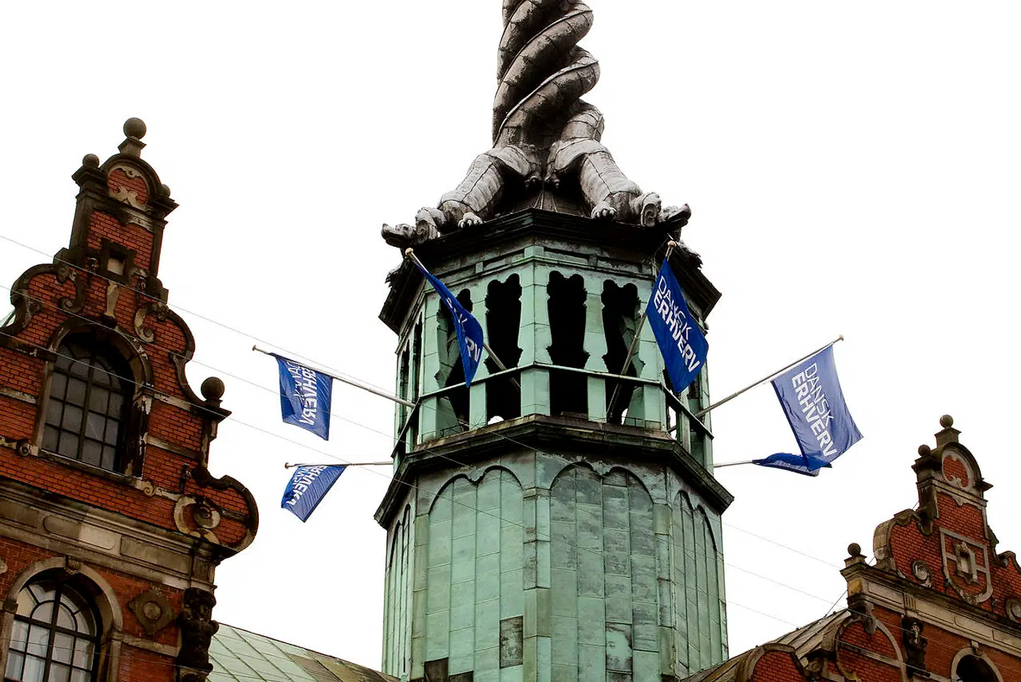 Det er 27 års børshistorie, der afsluttes med afnoteringen af modetøjsselskabet.