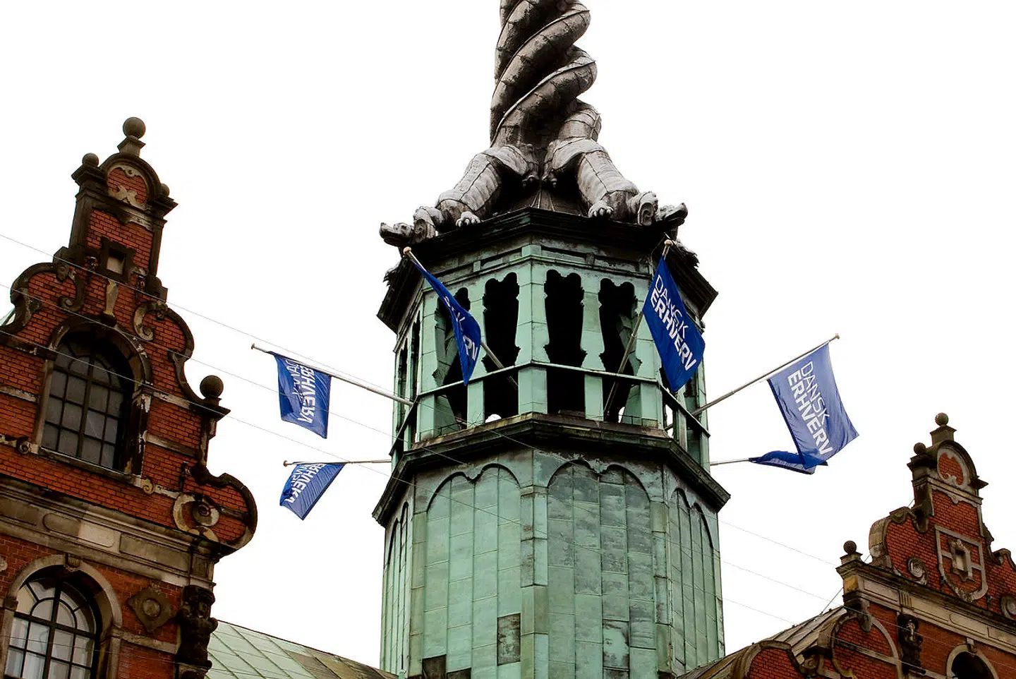 Det er 27 års børshistorie, der afsluttes med afnoteringen af modetøjsselskabet.