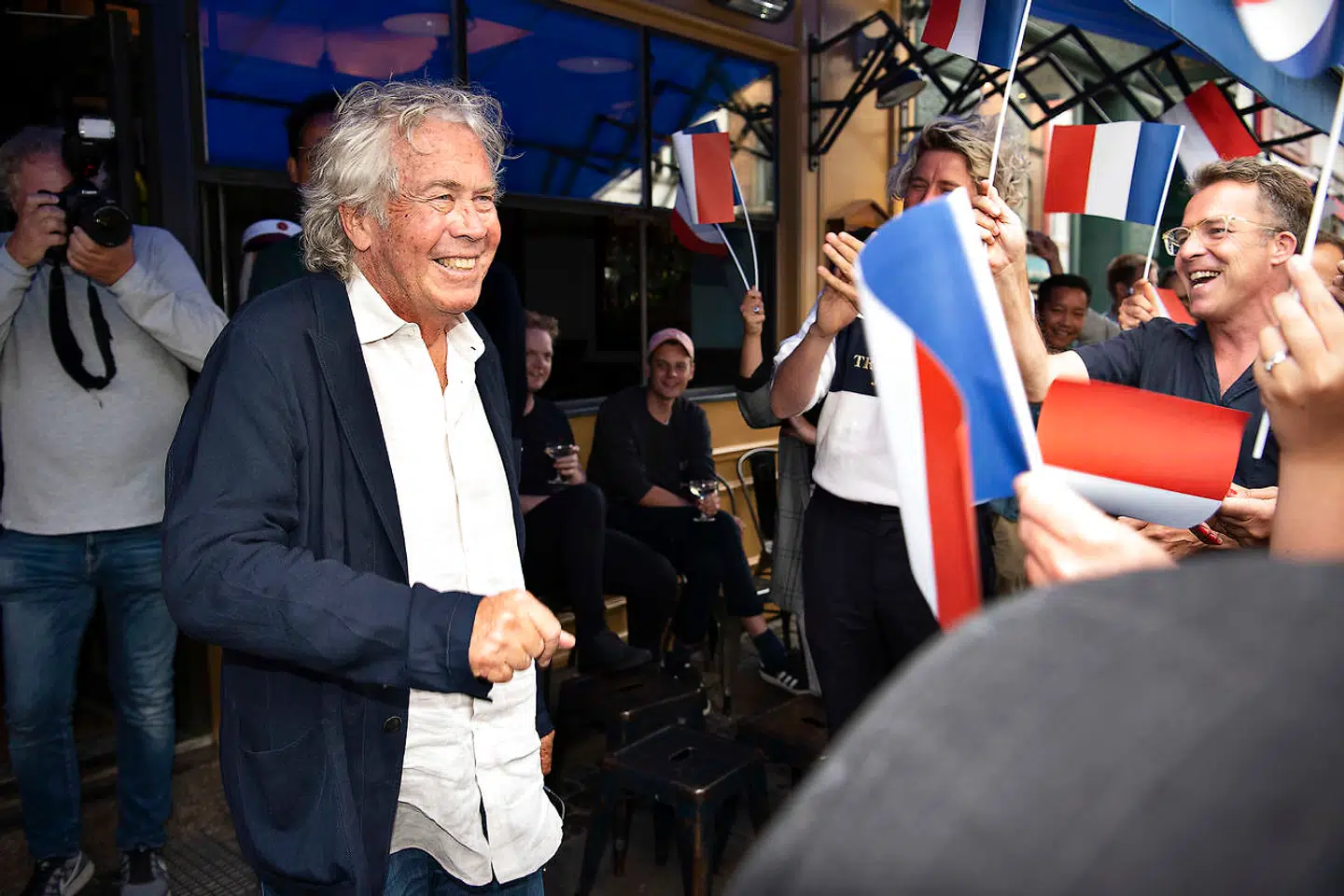 Jørgen Leth skal endnu engang til Frankrig for at dække Tour de France. Denne gang med en podcast i samarbejde med Citroën.