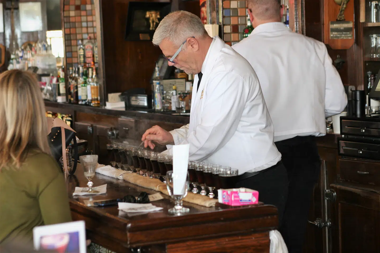 The Buena Vista Café har langet irish coffee over disken siden 1952.