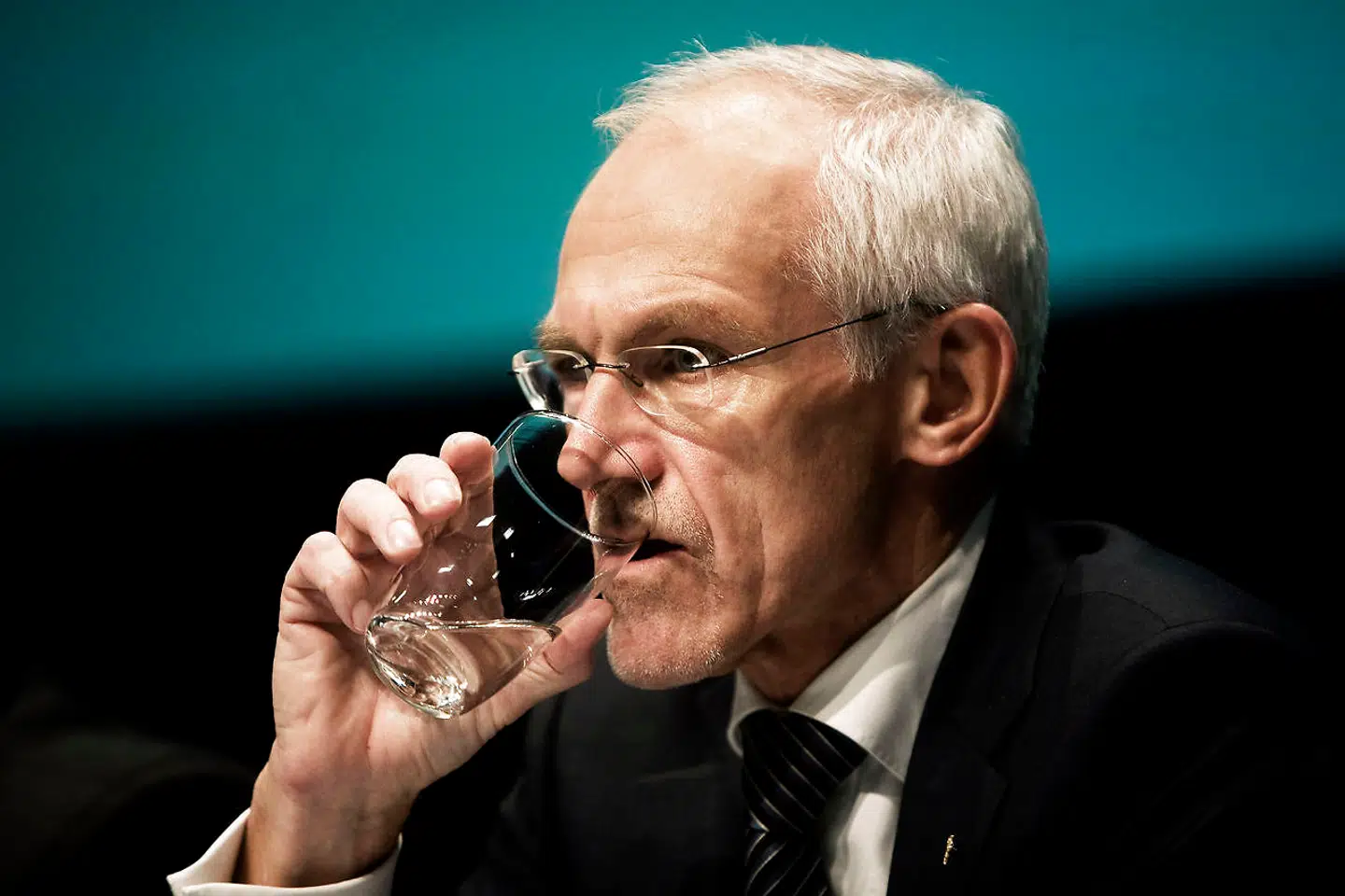 N.E. Nielsen, tidlgiere bestyrelsesformand i Amagerbanken, ses her under bankens ekstraordinære generalforsamling i 2009, mens banken stadig var i live.