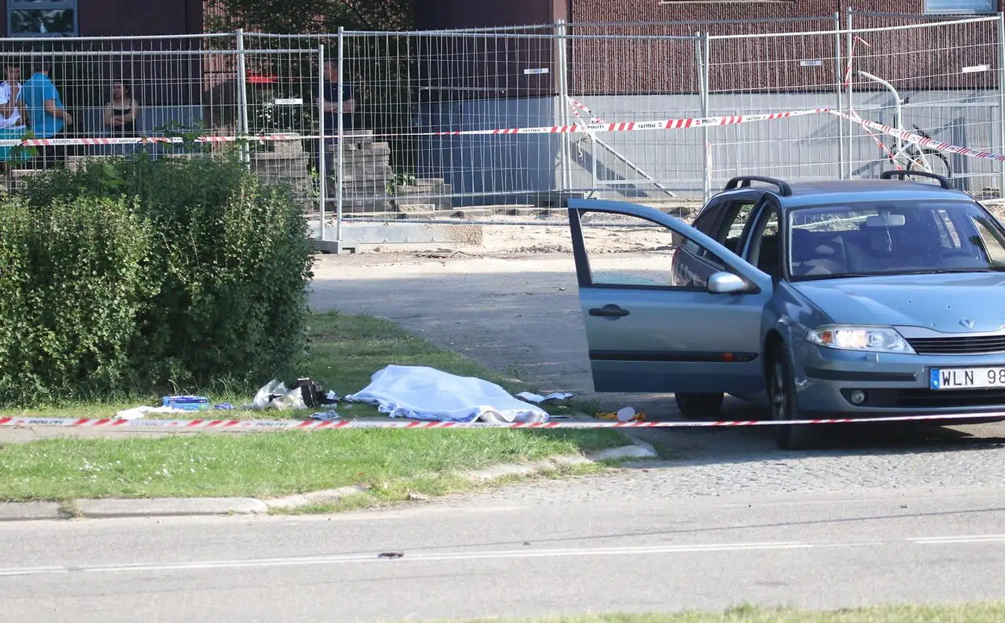 To mænd er afgået ved døden efter et skyderi i Sennepshaven i Herlev tirsdag aften.