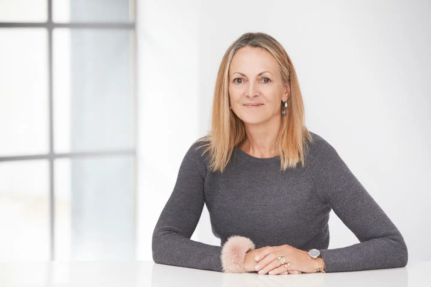 Designeren Elise Gug regnede ud, at det bedre kunne betale sig at bo i Milano end rejse frem og tilbage for at tale med samarbejdspartnere. Og så er kærligheden til byen bare vokset lige siden. Foto: Jakob Kirk von Lotzbek