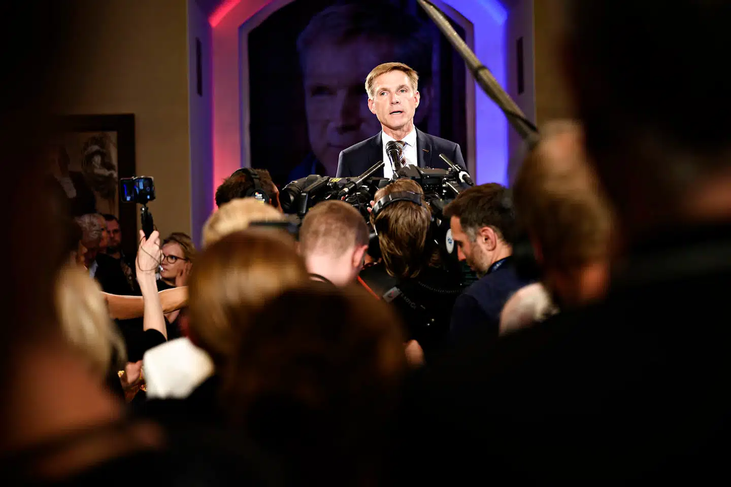 På valgnatten måtte DF-formand Kristian Thulesen Dahl sande, at hans parti var gået markant tilbage.