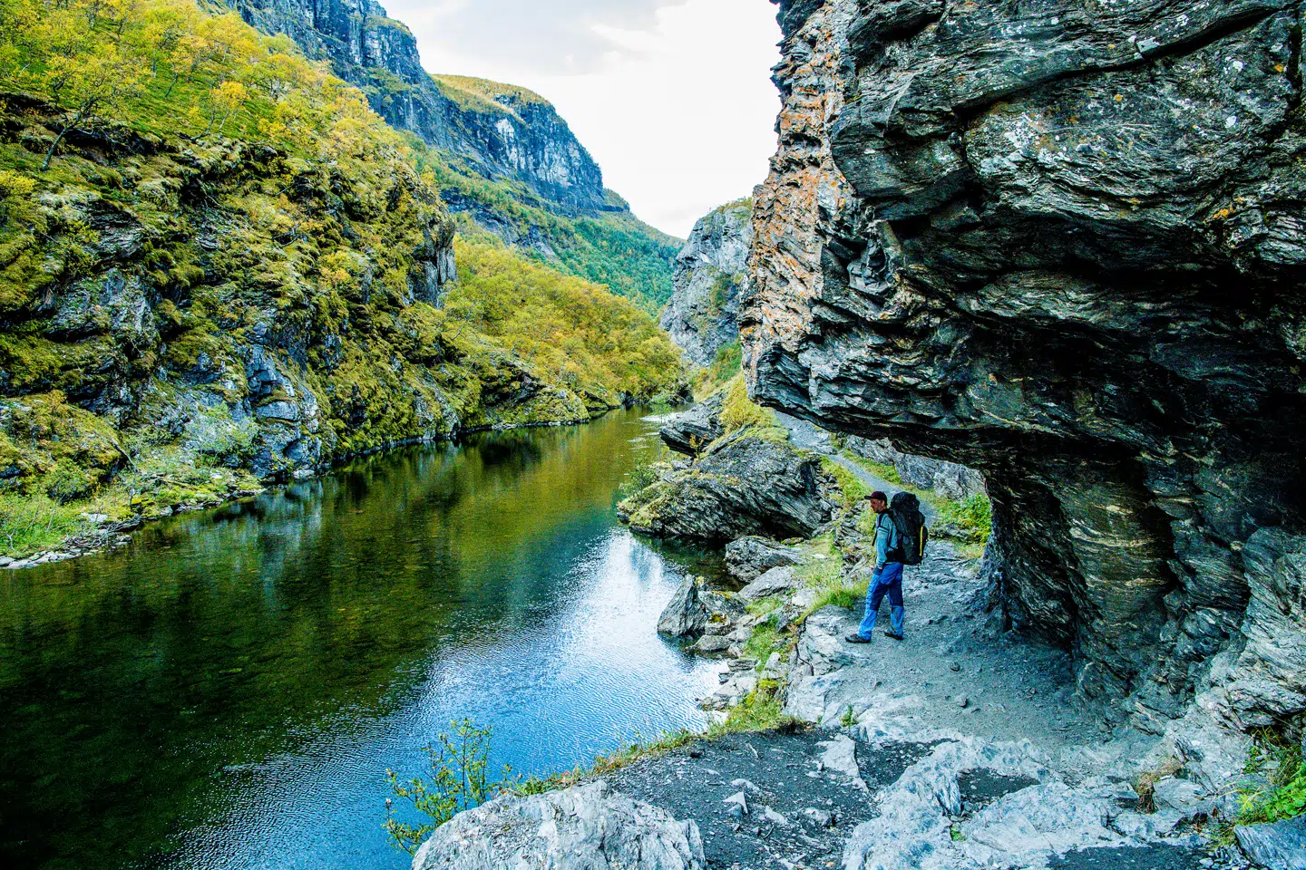 Solnedgang over byen på natvandring langs Vidden.