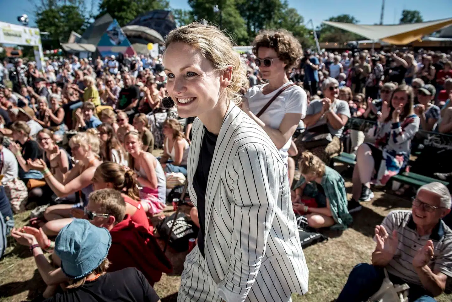 Pernille Skipper fra Enhedslisten holder partiledertale på Hovedscenen i Allinge på Bornholm under Folkemødet 2019, fredag den 14. juni 2019.