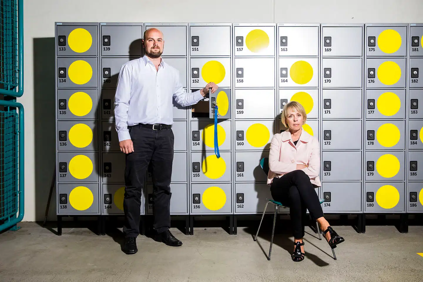 Der er stadig en reel risiko for at blive udsat for cyberangreb som virksomhed, men den offentlige opfattelse skelner ikke mellem graden af angreb, siger Tommy Abrahamsson (tv.), sikkerhedsspecialist i Secu. Ifølge ham opleveer virksomheder typisk industrispionage, cyberkriminalitet og angreb fra personer med bestemte interesser, såsom hackere og aktivister.