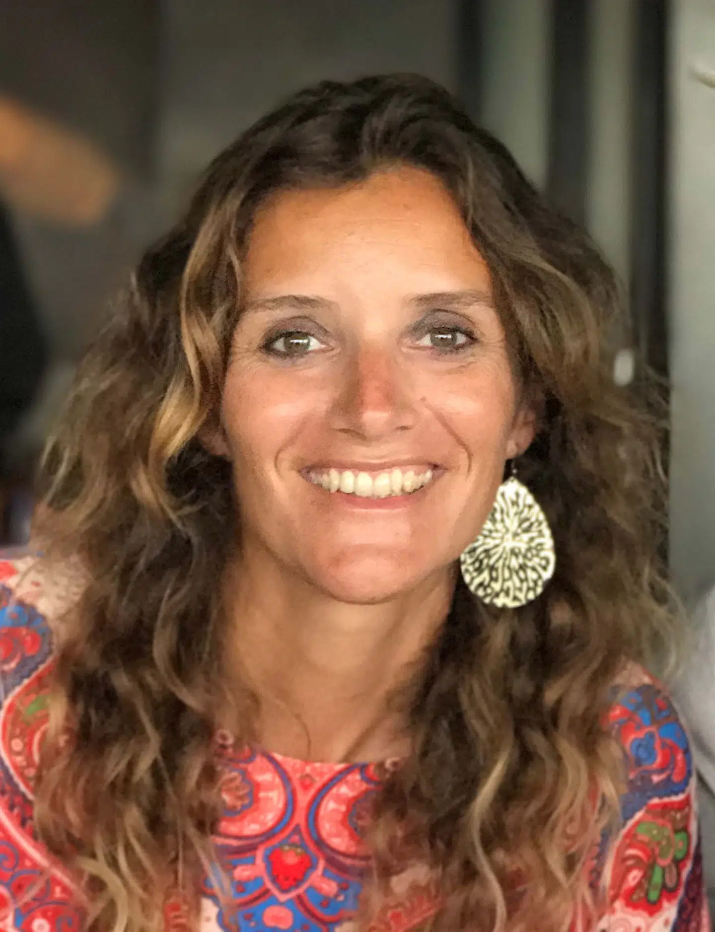 Therese Philipsen skiftede sit faste job som TV 2-journalist og sportsreporter ud med freelancetilværelsen som krimiforfatter med base i en surferby i Florida.