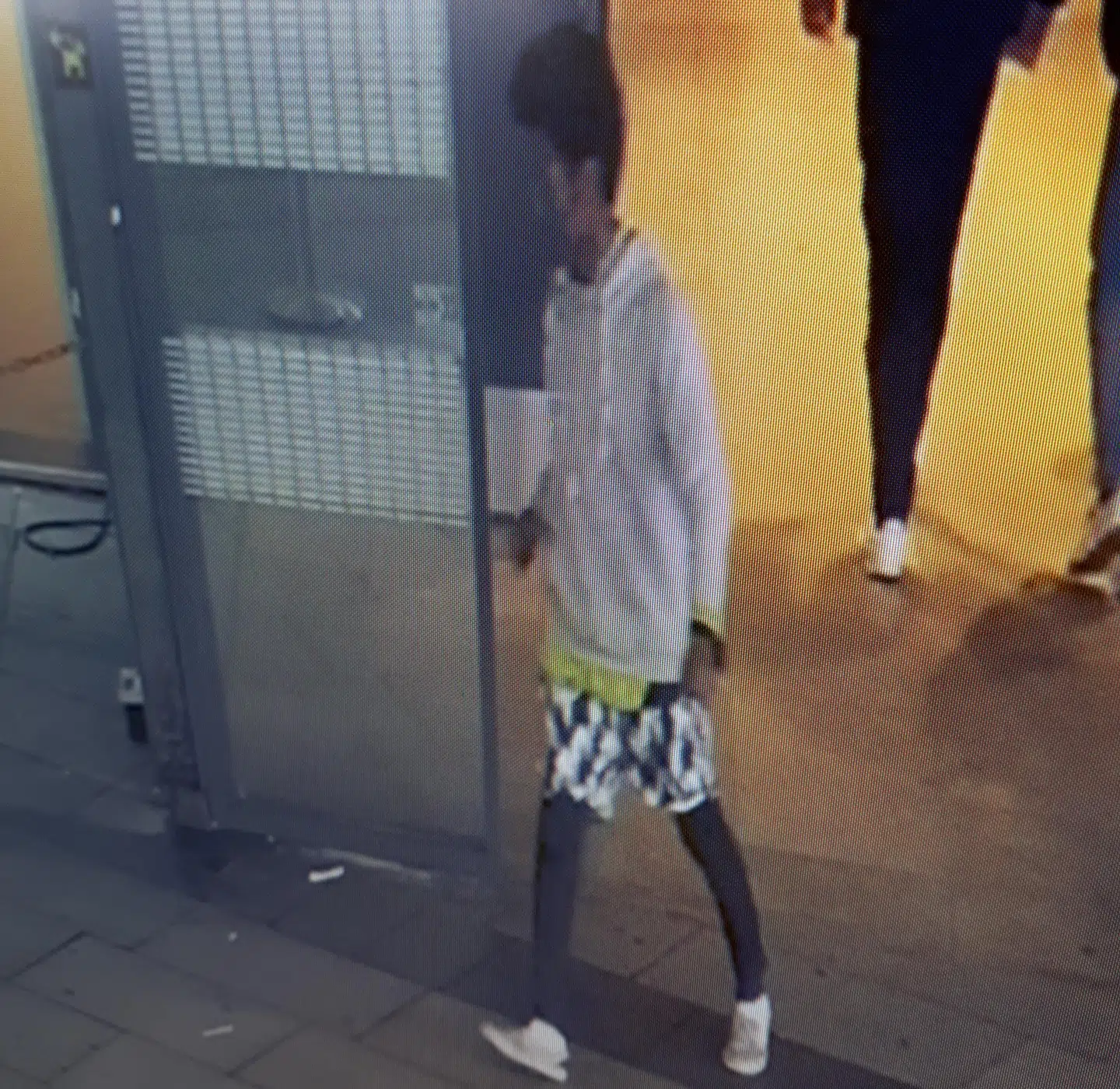 Her ses manden, politiet efterlyser for voldtægtsforsøger i Københavns Lufthavn. Foto: Københavns Politi