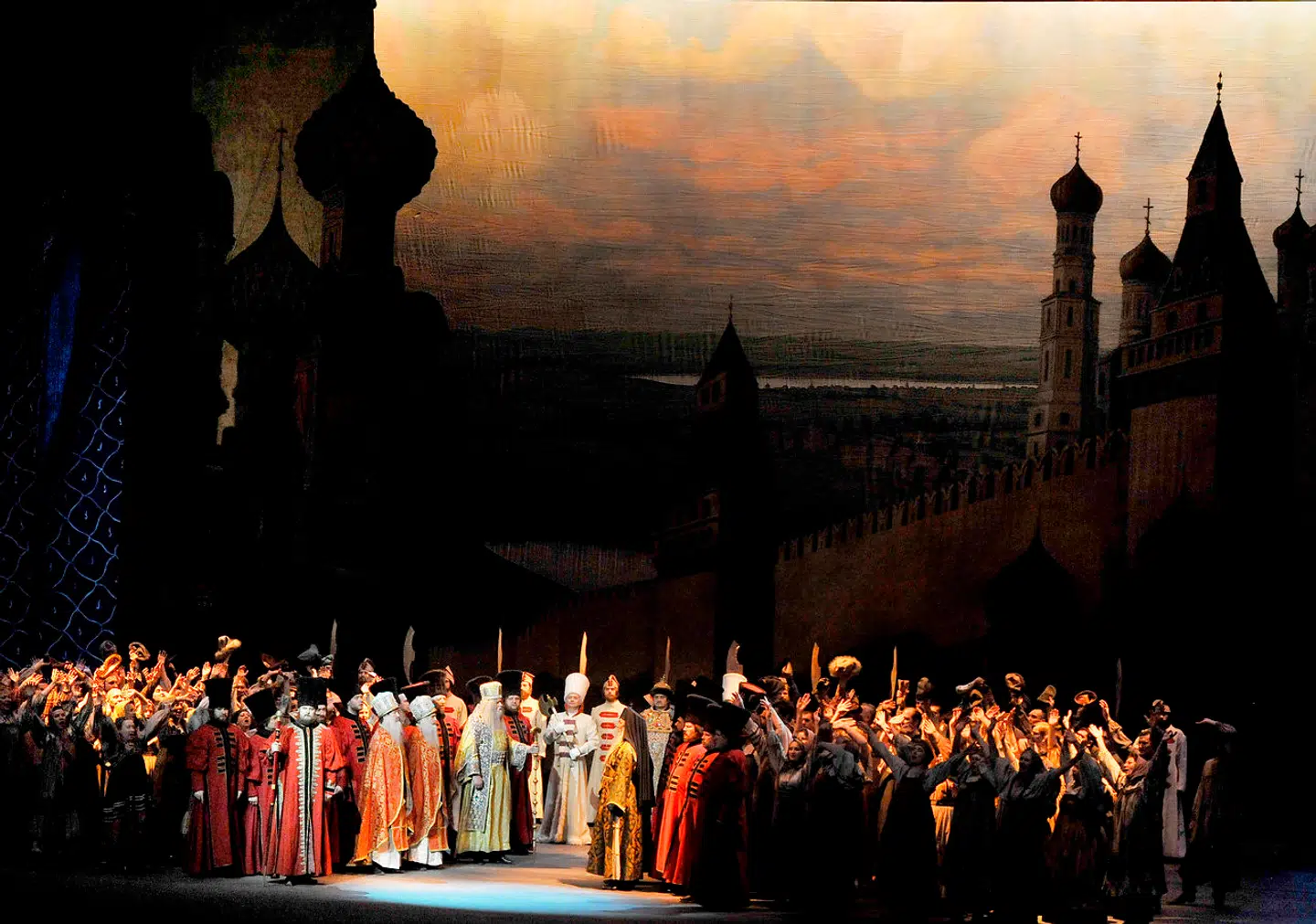 Mariinskij-Teateret er det mest populære i Sankt Petersborg, og er byens pendant til Bolsjoj-Teateret i Moskva. Verdens dygtigste balletdansere og operasangere har gæstet scenen. Foto: Olga Maltseva/AFP