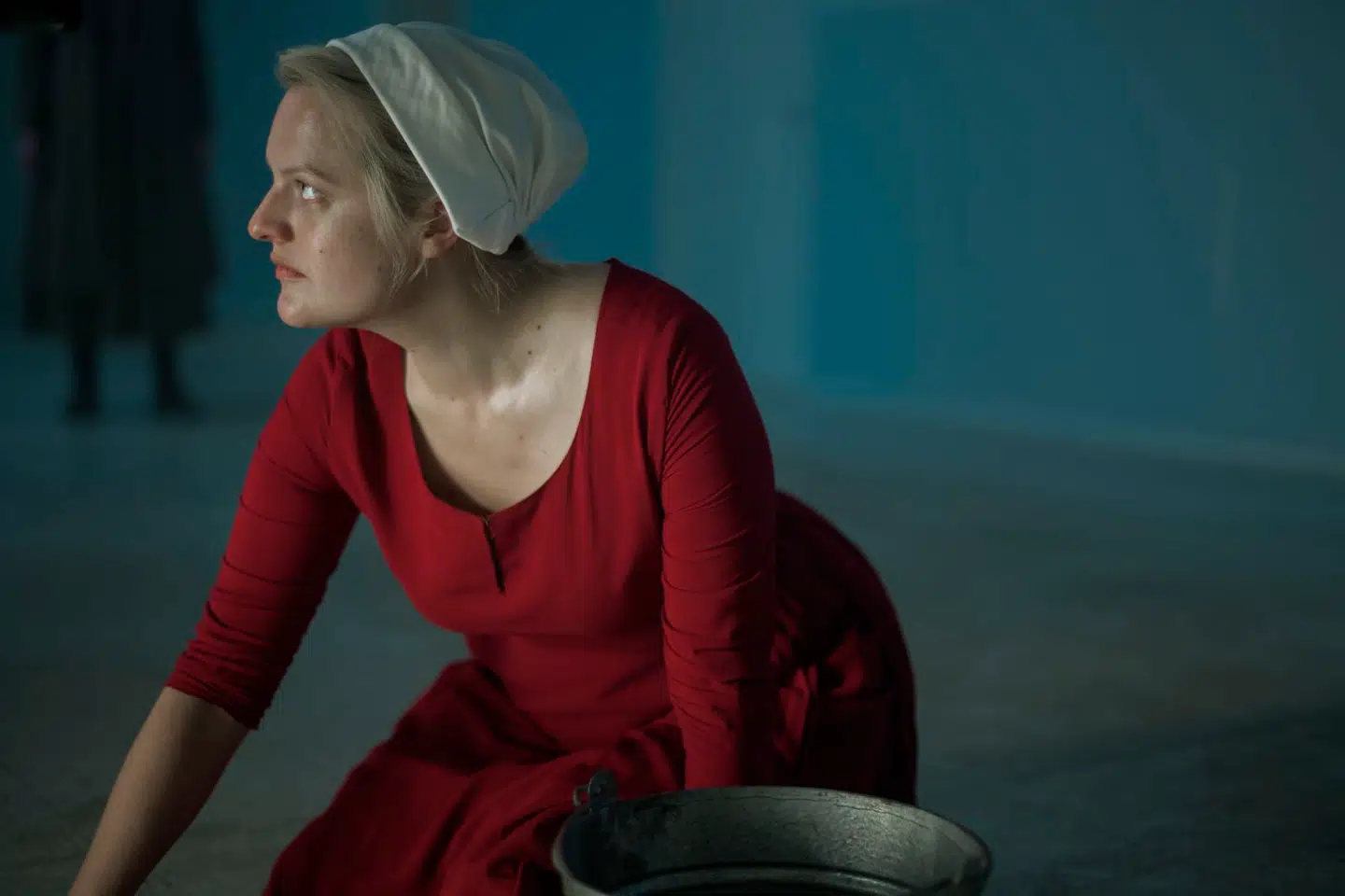 »The Handmaid's Tale« er tilbage med en stærk start på sæson tre, der vil sætte Gilead i brand og underholde seeren.