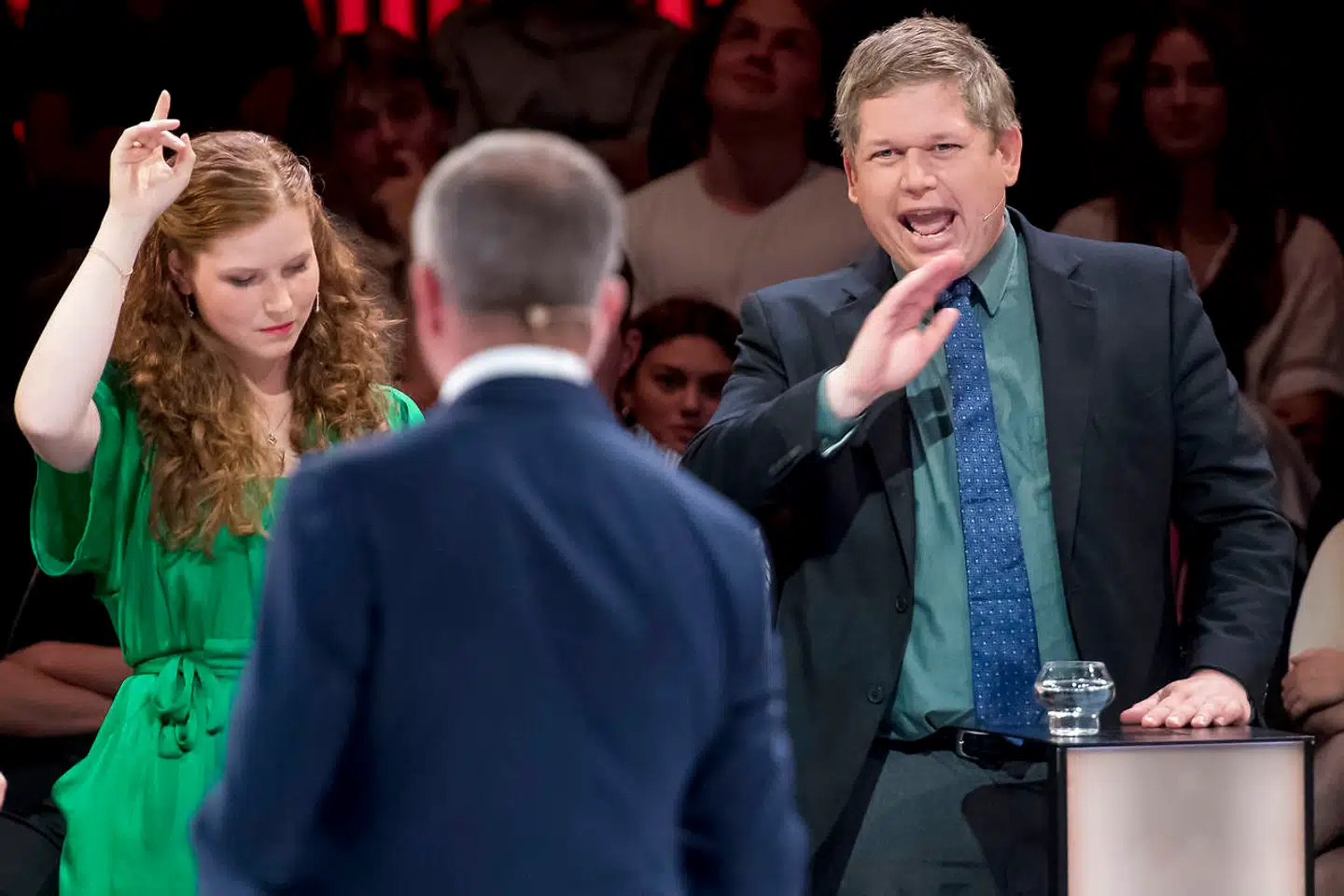 Isabella Arendt og Rasmus Paludan under partilederrunden Demokratiets Aften hos Danmarks Radio i DR Byen i København, mandag den 3. juni 2019.