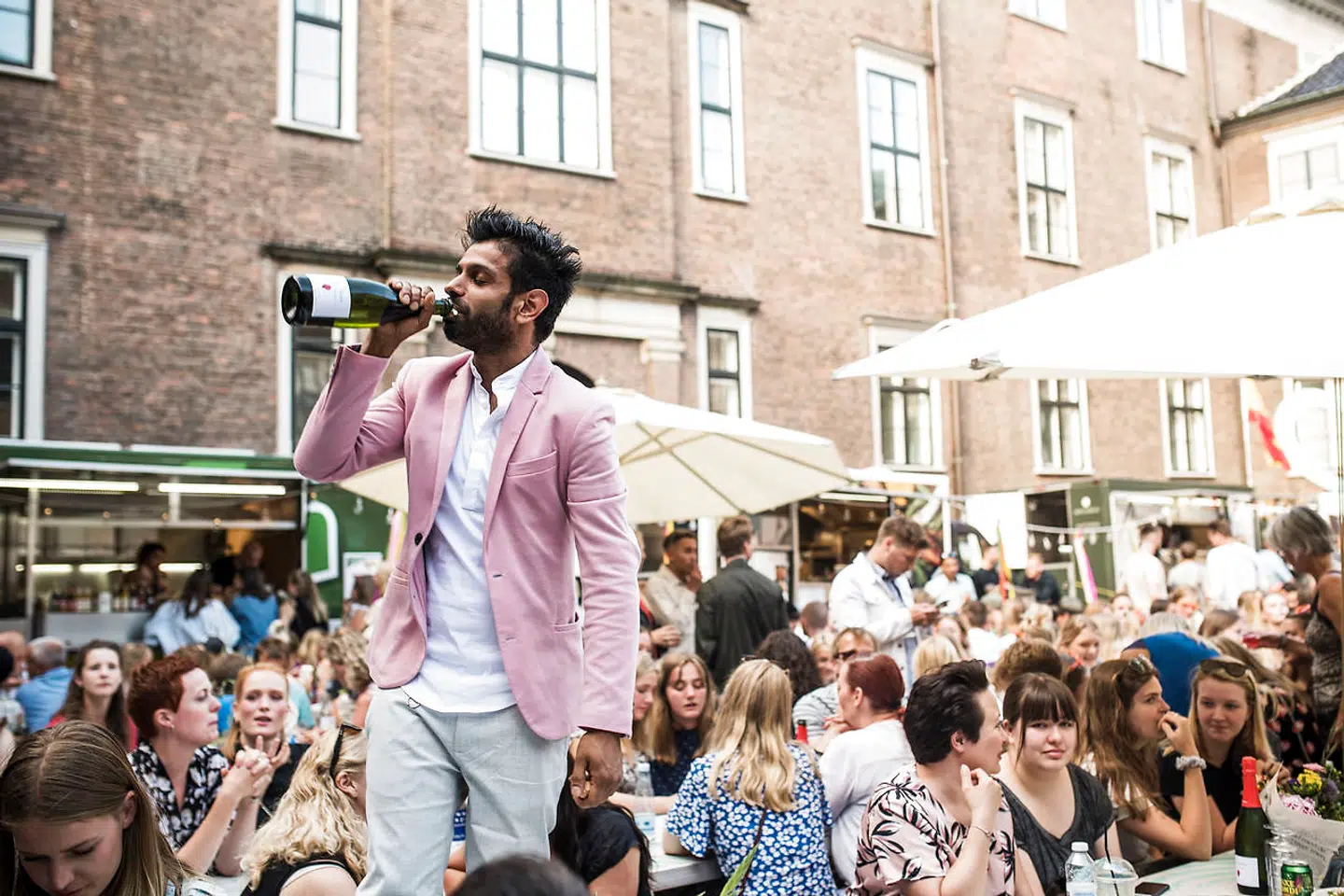Lørdag 9 juni 2018 fejrede AOK og Berlingske Byens Bedste i Kunsthal Charlottenborgs gård. Her blev de bedste københavneroplevelser kåret som Byens Bedste 2018.