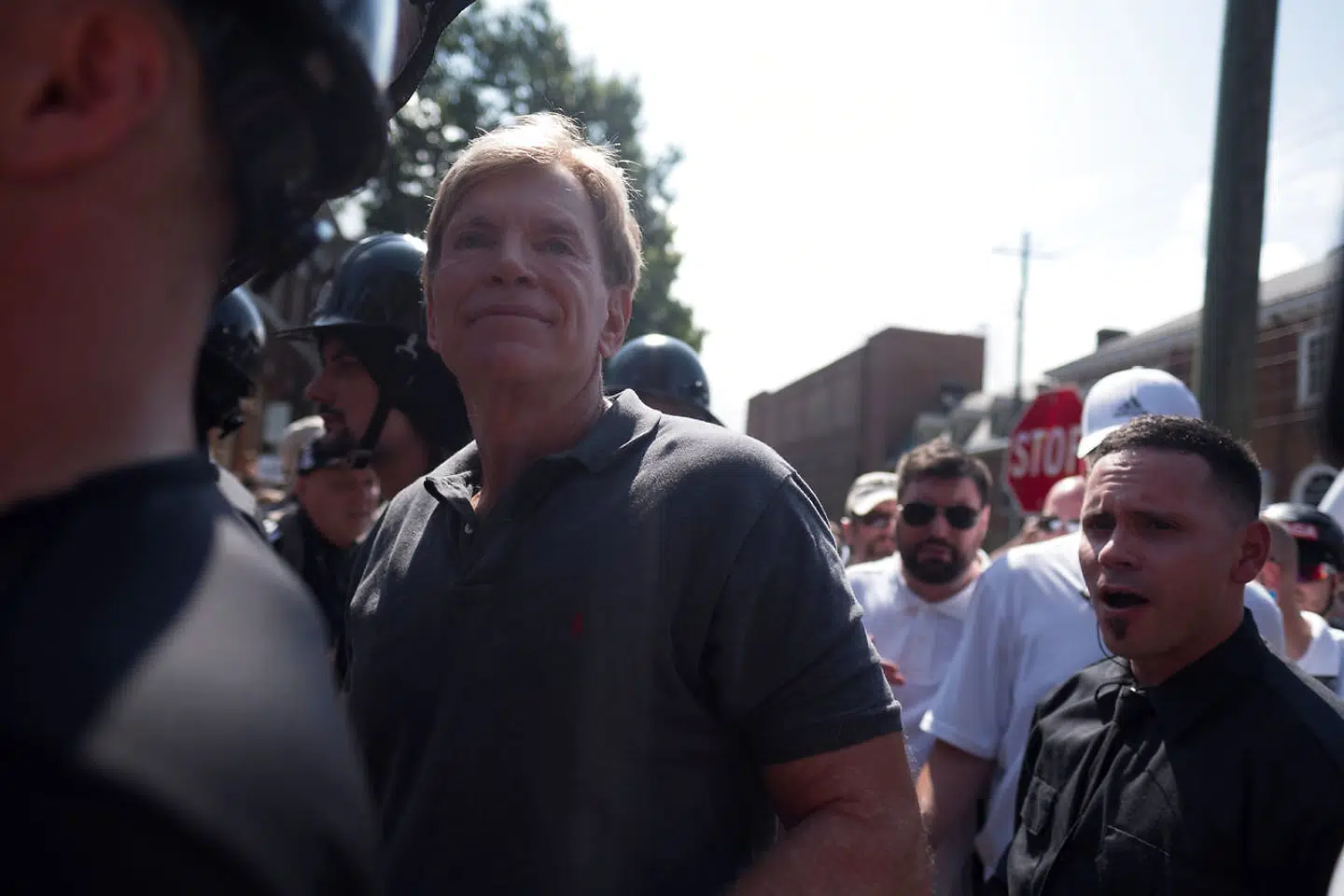 Tidligere Ku Klux Klan-leder David Duke deltog i demonstrationerne i Charlottesville i august 2017, hvor en moddemonstrant blev kørt ihjel. David Duke var blandt hovedtalerne på en konference i 2011, hvor Helmuth Nyborg også holdt oplæg.