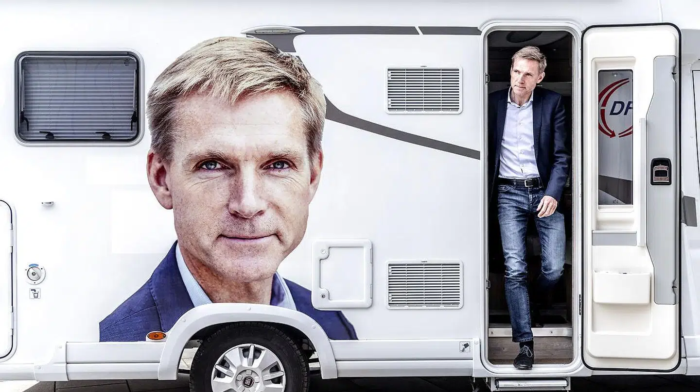 Kristian Thulesen Dahl langer i et interview i Berlingske i dag hård ud efter Mette Frederiksen. Angrebet kommer for sent, skriver Tom Jensen i denne leder.