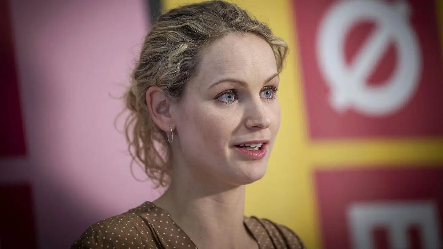 Enhedslistens politiske ordfører, Pernille Skipper, vil have de rigeste til at betale mest for omstillingen.