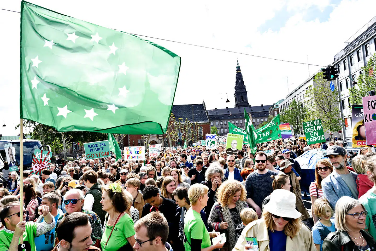 Mens tusindvis af danskere gik på gaden i weekenden for at deltage i Folkets Klimamarch, mødtes 37 topchefer, professorer og andre eksperter for at rådgive Innovationsfonden om, hvordan den bedst investerer skatteborgernes penge i forskning og udvikling af klimaløsninger. Foto: Philip Davali/Ritzau Scanpix