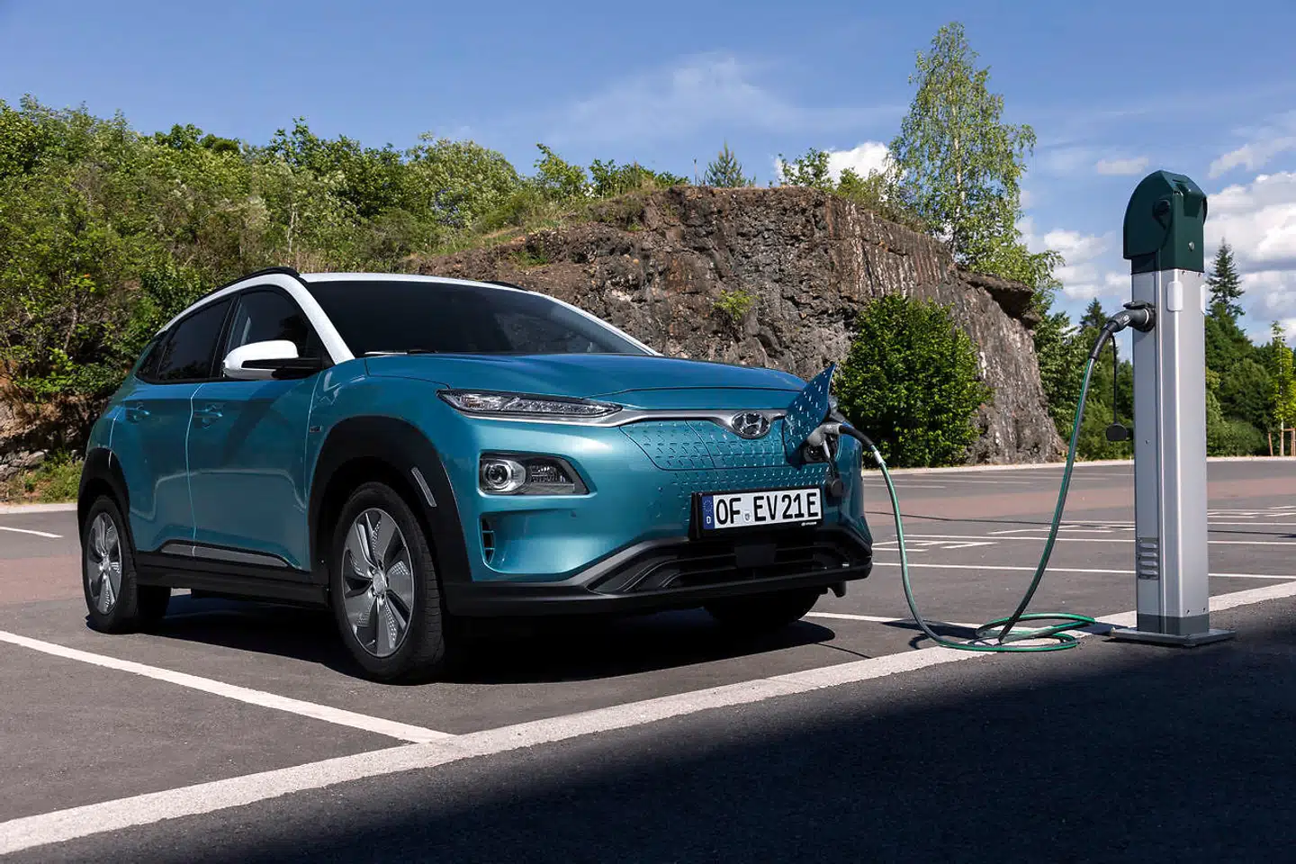 Grøn, billig og uden store armbevægelser. En Hyundai Kona Electric synes oplagt til rollen som statsministerbil for en folkesocialist.