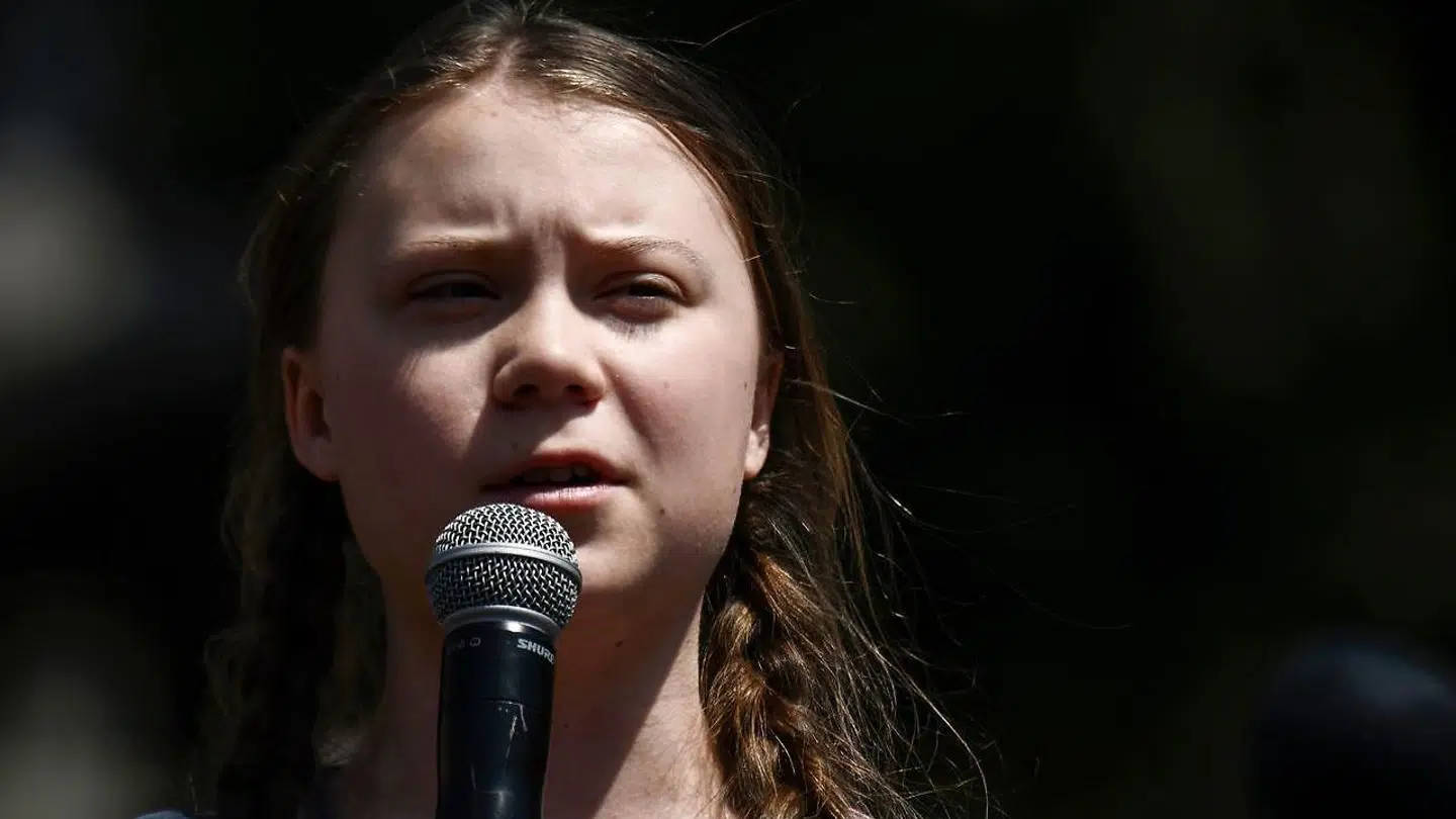 EUs klimakurs skal ændres, så de globale temperaturstigninger holdes under halvanden til to grader. Det bliver svært, og det kan komme til at tage mange år. Enhedslisten tager gerne den kamp i EU,« siger spidskandidat Nikolaj Villumsen og lover at tage den 16-årige klimaaktivists Greta Thunbergs (på billedet) ord med i Europa-Parlamentet. Foto: Filippo Monteforte/AFP