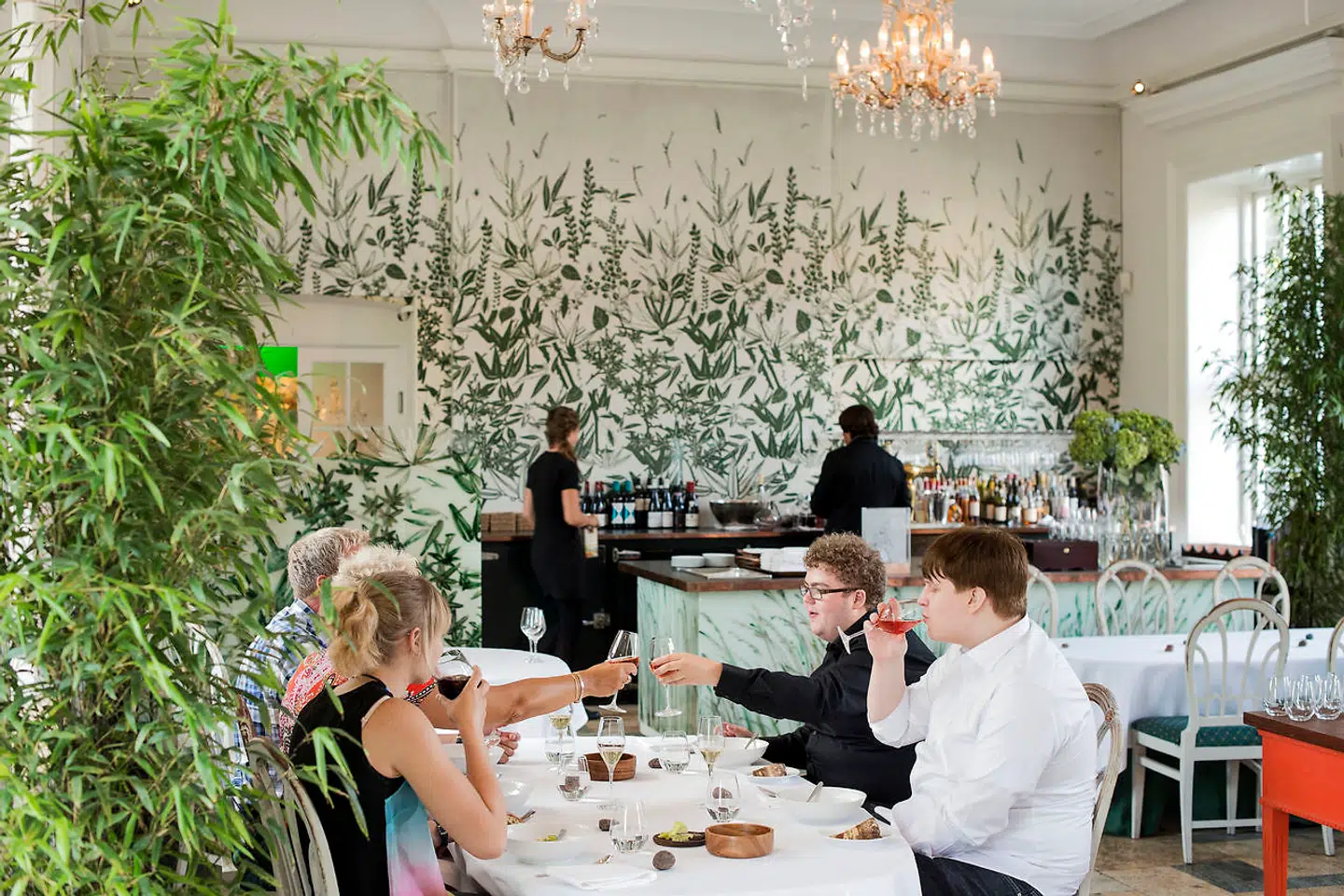 Jakob Mielcke blander frit sæsonprægede lokale råvarer med japanske indtryk og er konstant i bevægelse.