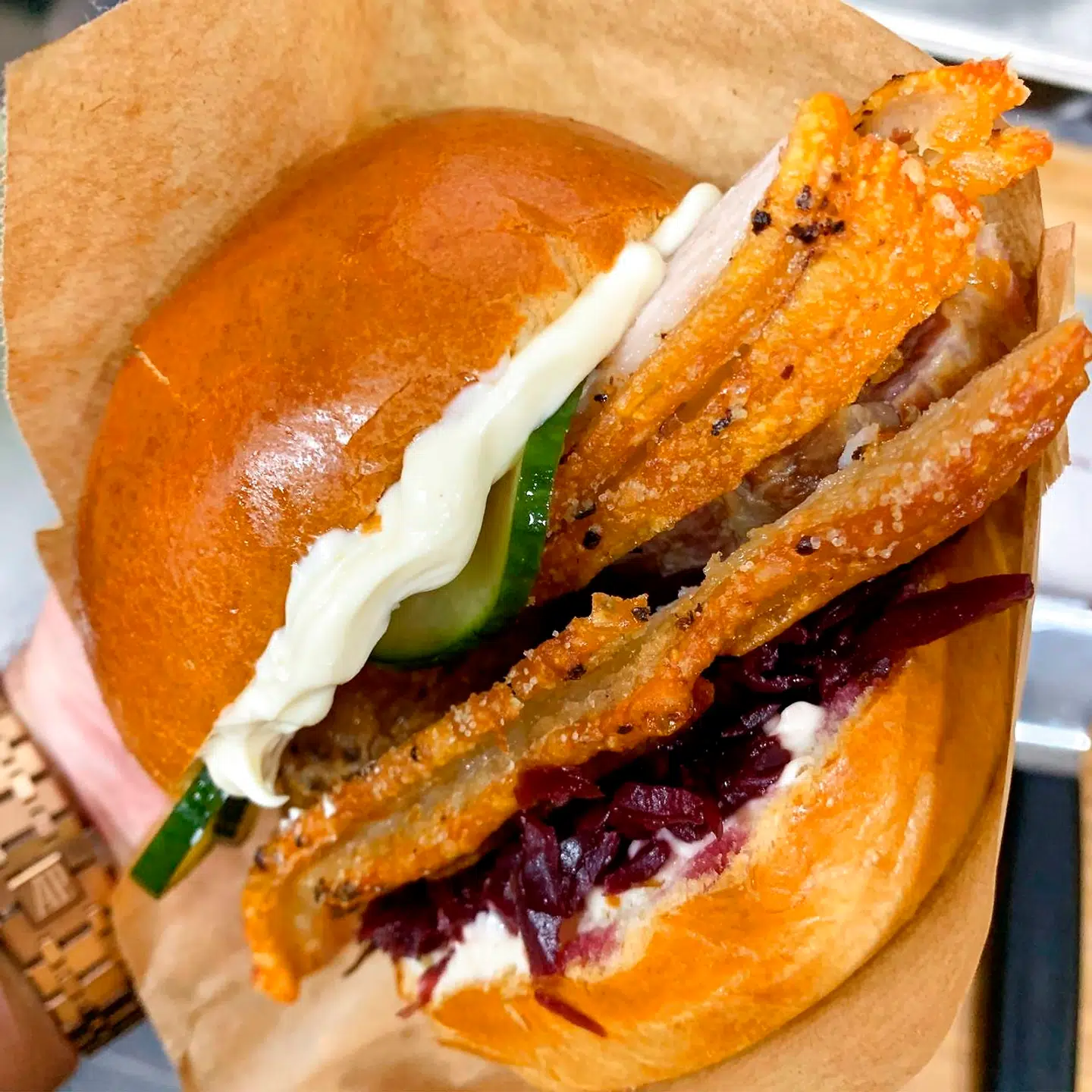 På Guldgrillen har den fedtrige flæskefest ingen ende!