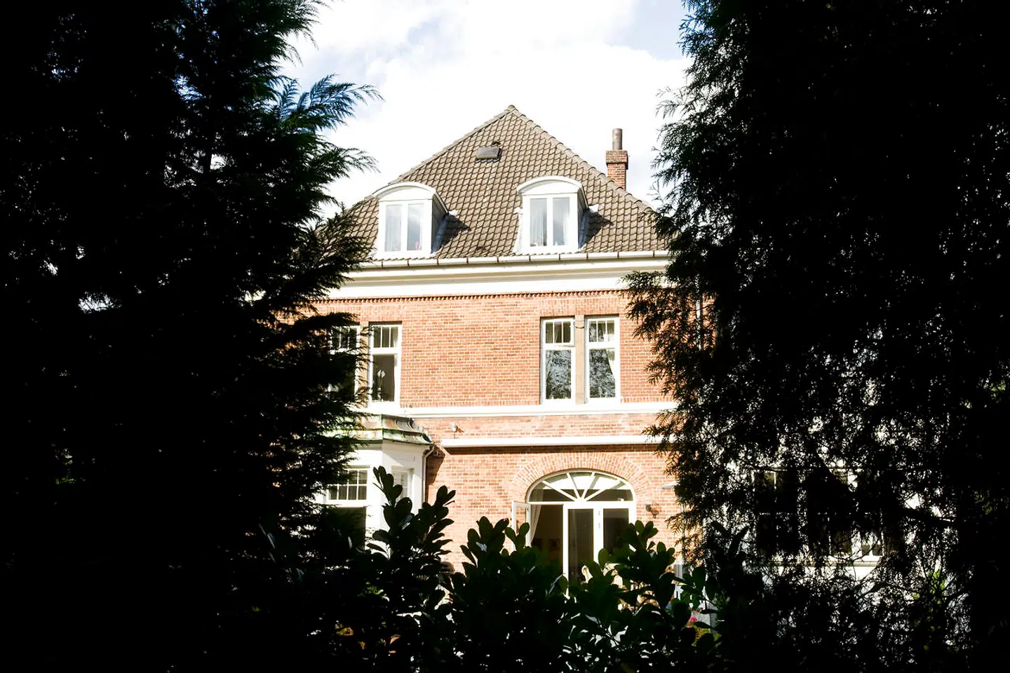 En læser er i denne uge interesseret i, hvordan han skal gribe det an, at underboen aldrig betaler til tiden.