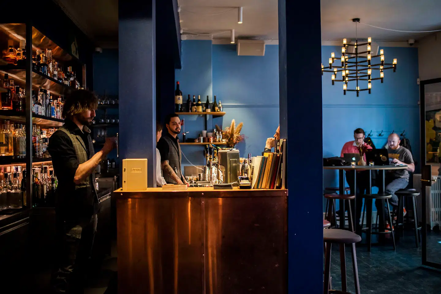 Akustikken på baren er utrolig god