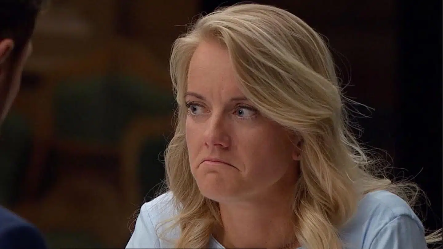 DR 1 havde i går Pernille Vermund med i programmet »Mød Partierne«. Og særligt et spørgsmål havde Nye Borgerlige-formanden svært ved at svare på. Foto: Screenshot fra programmet »Mød Partierne«.