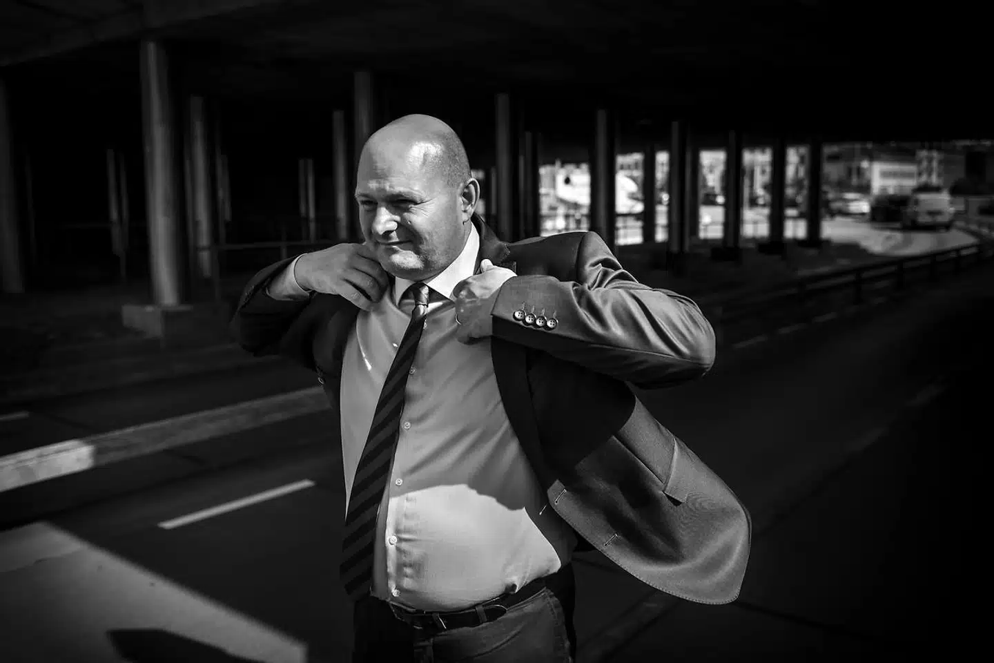 Justitsminister Søren Pape Poulsen (K) advarer i et interview med Berlingske om, at især debatten på sociale medier, hvor »man oplever den ene skidtspand efter den anden« kan føre til amerikanske tilstande i Danmark.