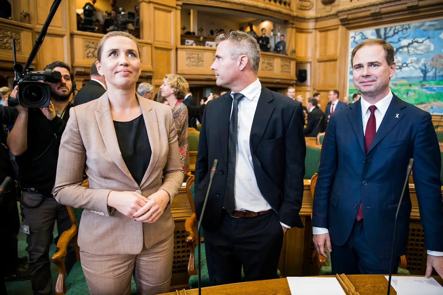 Der er udskrevet folketingsvalg til afholdelse Grundlovsdag 5. juni. Her ses Socialdemokratiets ledelse bestående af formand Mette Frederiksen, gruppeformand Henrik Sass Larsen og politisk ordfører Nicolai Wammen.