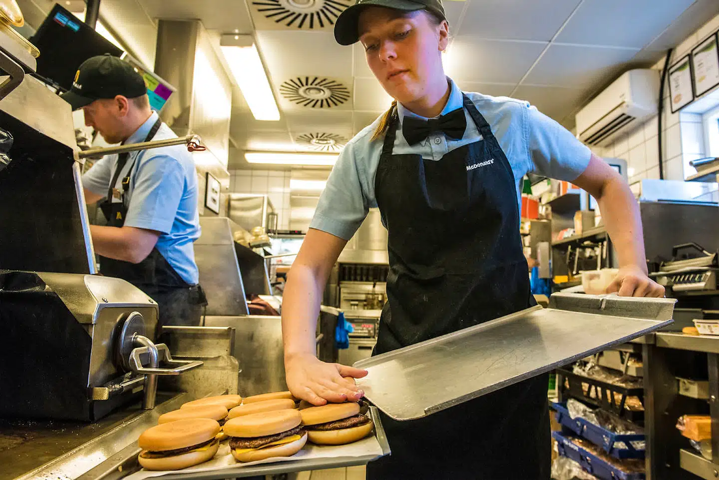 Hvis man lægger vejen forbi McDonald's på Nørreport efter en bytur en fredag aften eller under Distortion, vil man altid møde en vagt derinde.